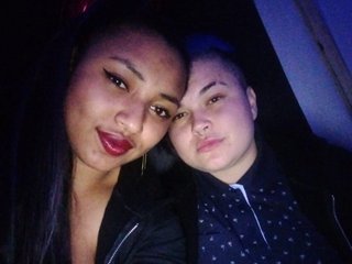 エロティックなビデオチャット LauriTatiHots