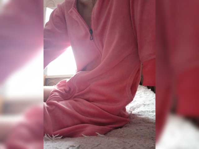 ブロードキャストスクリーンショット LauraLeight