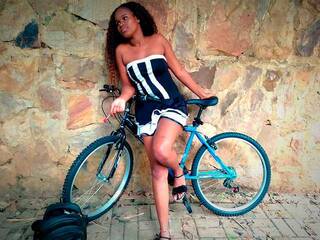 エロティックなビデオチャット LaurynWolf