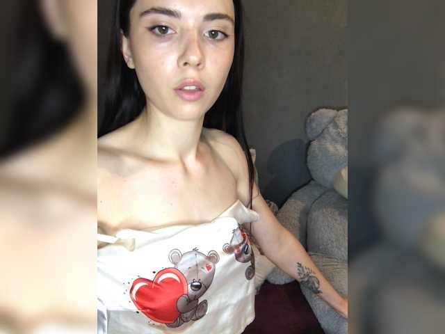 ブロードキャストスクリーンショット LeannaDecker