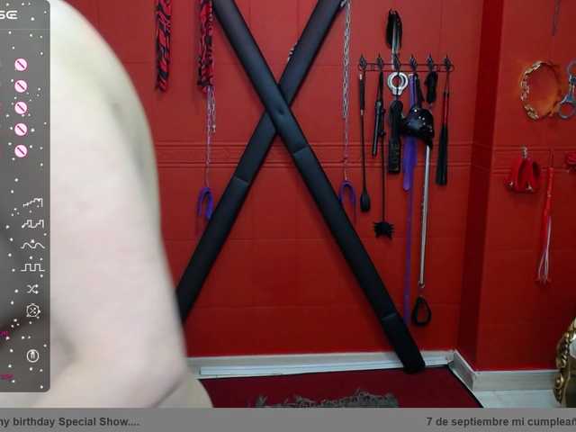 ブロードキャストスクリーンショット Leia-bennet