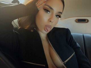 エロティックなビデオチャット Leila34