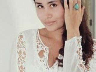 エロティックなビデオチャット leillaa