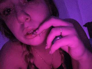 エロティックなビデオチャット LekaAlena