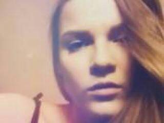 エロティックなビデオチャット leksa2016