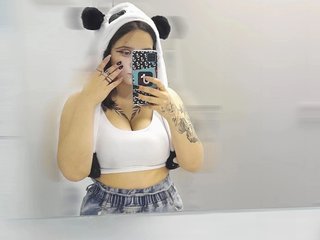 エロティックなビデオチャット lelya99