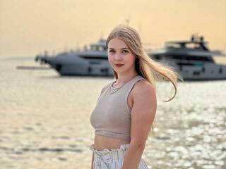 エロティックなビデオチャット LenaPaul88