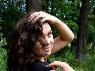 エロティックなビデオチャット lessyaa