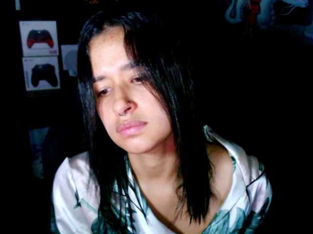 ブロードキャストスクリーンショット levy-pretty