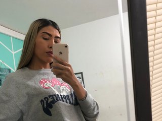 エロティックなビデオチャット LexaRoss