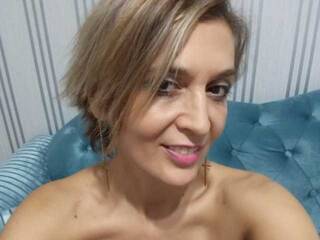 エロティックなビデオチャット LexiCooper