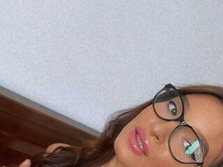 エロティックなビデオチャット LexyRuss