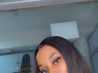 エロティックなビデオチャット LexyVyei