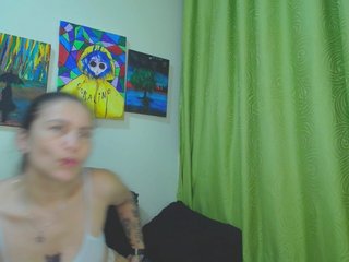 エロティックなビデオチャット leyla-hot