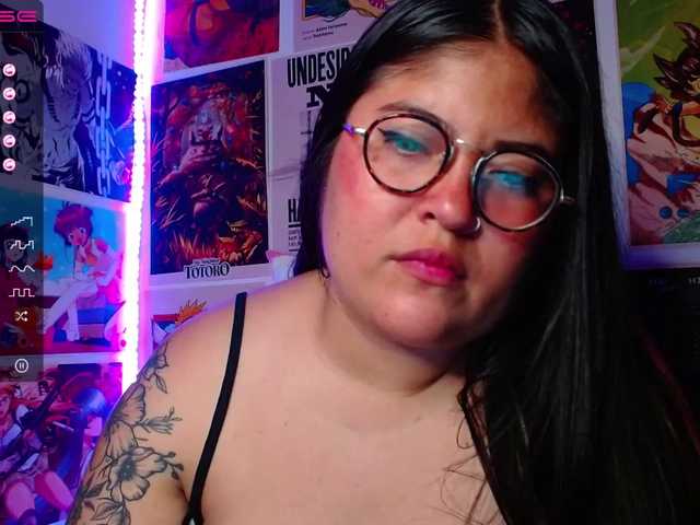 写真 LeylaStar1 spank ass until red at @goal #daddy #ahegao #slave #chubby #curvy - Goal is : SQUIRTING #hairy #tattoo #chubby #daddy