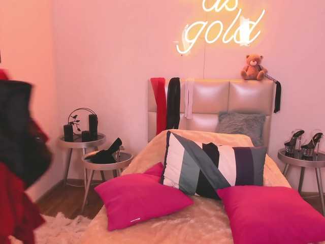 ブロードキャストスクリーンショット LiaMona