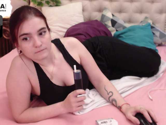 ブロードキャストスクリーンショット LiaWiliams