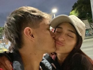 エロティックなビデオチャット LightHaze