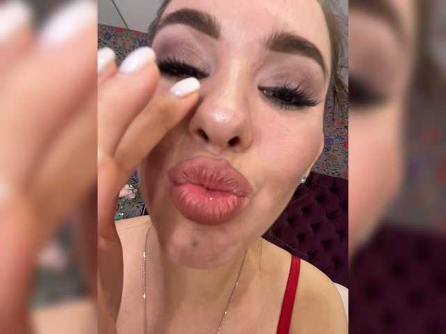 ブロードキャストスクリーンショット LikaVika