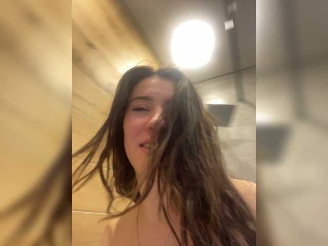 ブロードキャストスクリーンショット LikaVika