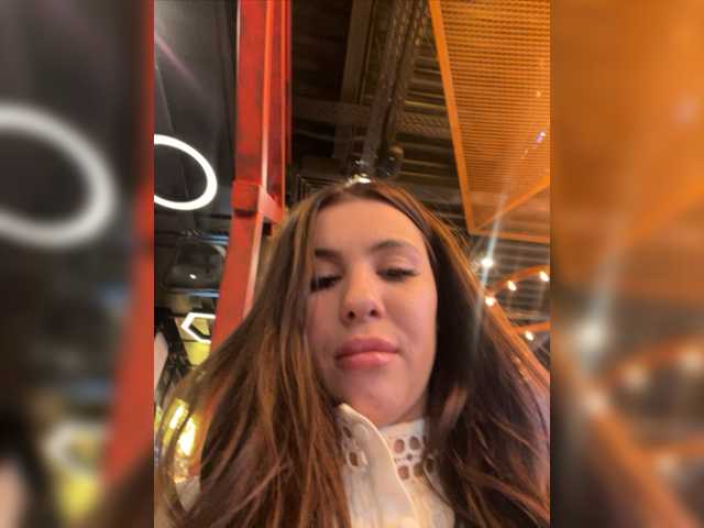 ブロードキャストスクリーンショット LikaVika