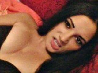 エロティックなビデオチャット liley696