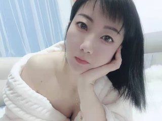 エロティックなビデオチャット lili8881