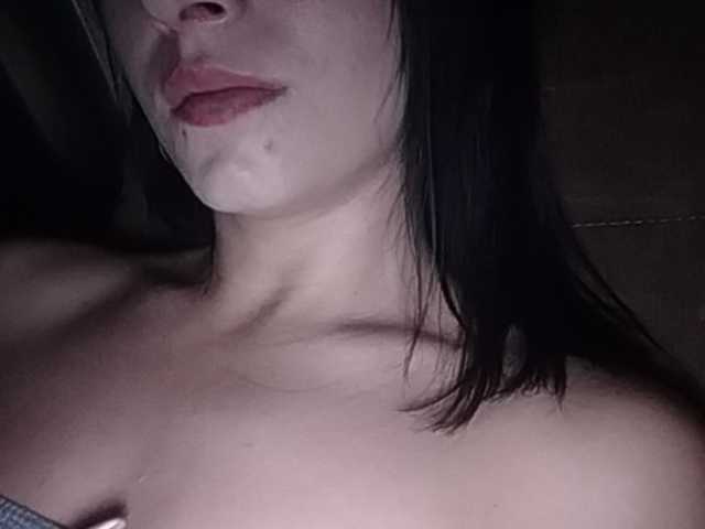 写真 LiliQSexy Hey guys!:) Goal- #Dance #hot #pvt #c2c #fetish #feet #roleplay Tip to add at friendlist and for requests!