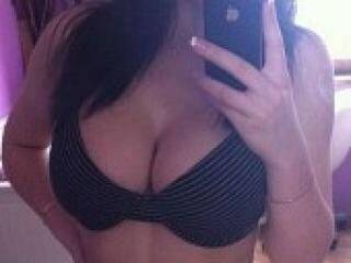 エロティックなビデオチャット liliroses