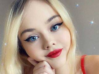 エロティックなビデオチャット LilitHoly