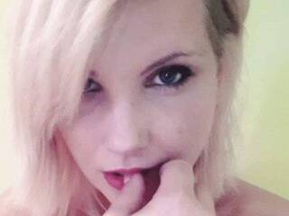 エロティックなビデオチャット liliththom