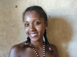 エロティックなビデオチャット Lillteblackgirl