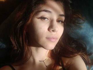 エロティックなビデオチャット lillusweet