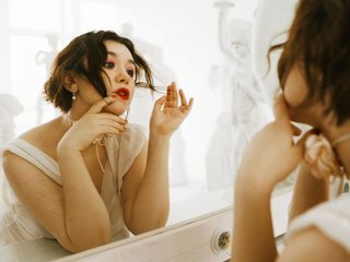 エロティックなビデオチャット Lilly-Cherry
