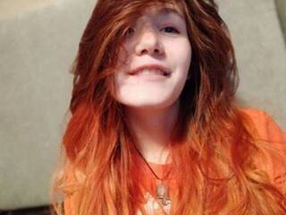 エロティックなビデオチャット lilphoenix