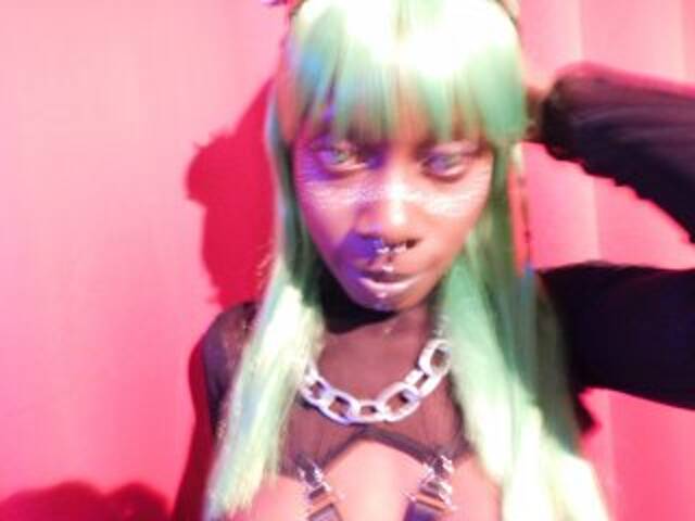 プロフィールの写真 LILPINKDRVG6N