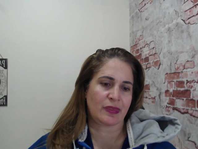 ブロードキャストスクリーンショット Lily-Sunders