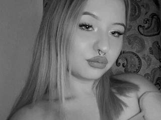 エロティックなビデオチャット LilyMarks