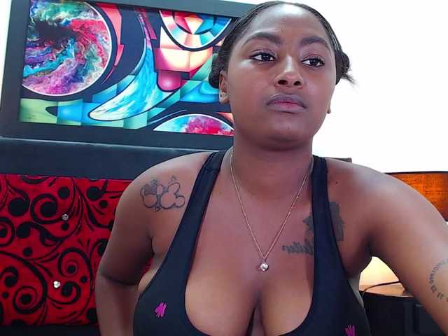 写真 linacabrera welcome guys come n see me #naked #wild #naughty im a #ebony #latina #kinky #cute #bigtits enjoy with me in #pvt or just tip if u like the view #deepthroat #sexy #dildo #blowjob #CAM2CAM