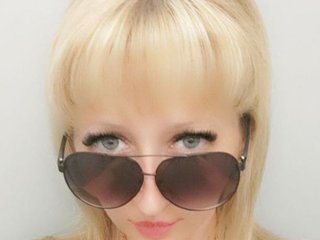 エロティックなビデオチャット Linaloveton