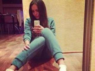 エロティックなビデオチャット linastar