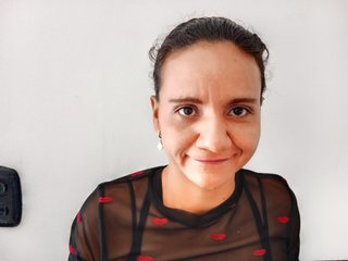 エロティックなビデオチャット linda-milf