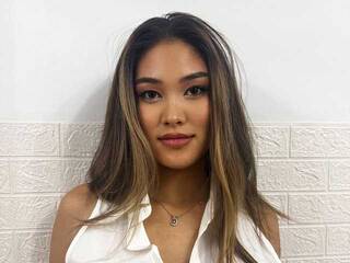 エロティックなビデオチャット Linda-vyui