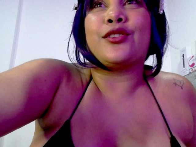 写真 lipsy-cute Explode my pussy with my lush #latina #curvy #bigass #cum #domi