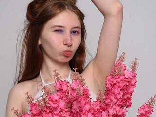 エロティックなビデオチャット Liramoonn