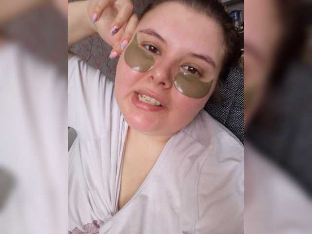 ブロードキャストスクリーンショット LisaPotrekev