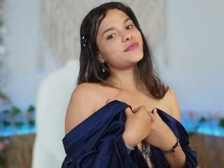 エロティックなビデオチャット little-slut21x