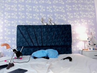 エロティックなビデオチャット LittleKloe