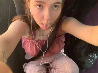 エロティックなビデオチャット LittleLisse