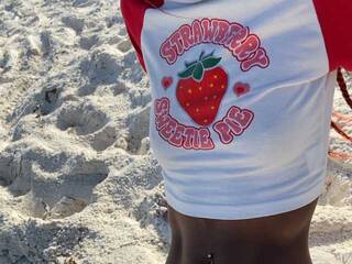 エロティックなビデオチャット LittleMisscharming